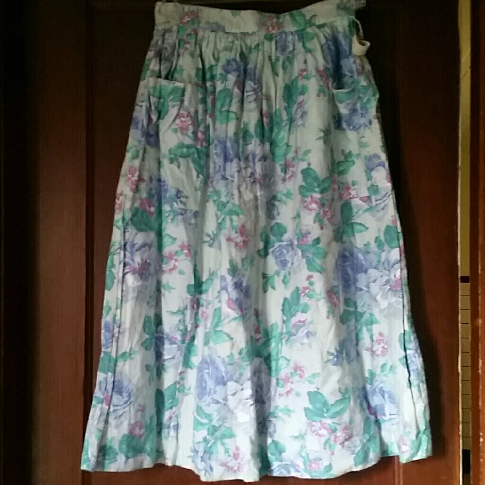 Jordan Michael Floral Flannel Skirt NWT Sz 9